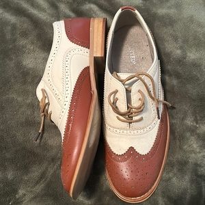 Oxford shoes